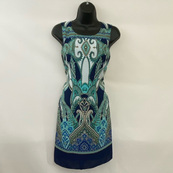 Rose & Olive Dresses & Skirts - Rose & Olive Sleeveless MIDI Dress Size 6 G-25